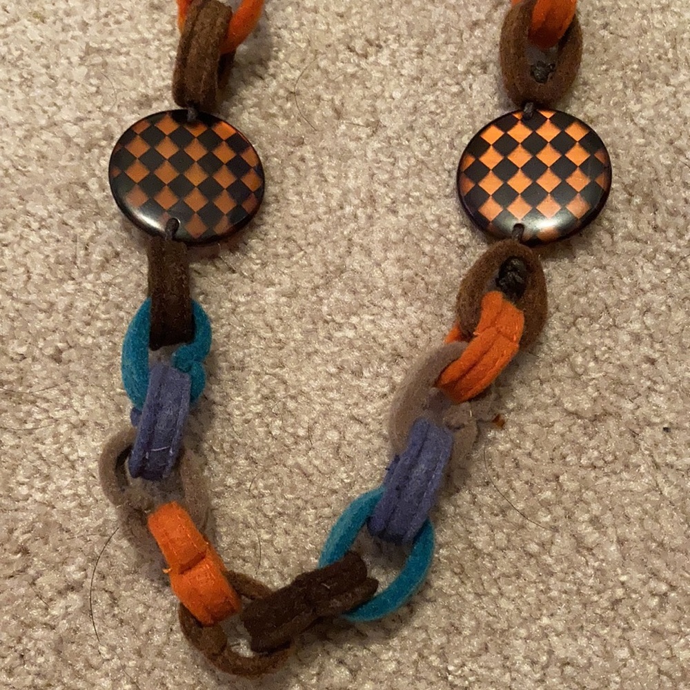 Felt Necklace - Picture 2 of 5